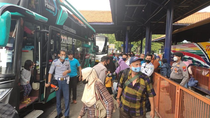 terminal purabaya bungurasih