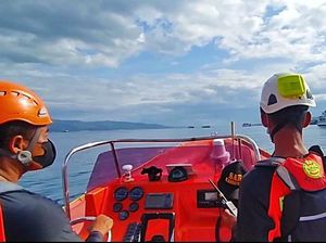 Puncak Arus Balik Hari Ini, Tim SAR Patroli di Selat Bali