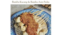 Neng Geulis Snack di Cianjur menawarkan cilok unik yaitu cilok goreng (cigor). Dijual dalam versi tusuk dan tanpa tusuk. Harganya mulai dari Rp 19.500 isi 28 butir. Bisa juga tambah bumbu seperti bumbu kacang, asin, BBQ, keju, dan balado. Foto: nenggeulis_snack