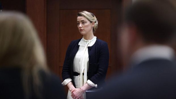 Amber Heard di persidangan Fairfax County Circuit Courthouse,  Fairfax, Virginia. Foto: JIM LO SCALZO / POOL / POOL /Amber Heard di persidangan Fairfax County Circuit Courthouse,  Fairfax, Virginia. Foto: JIM LO SCALZO / POOL / POOL / AFP