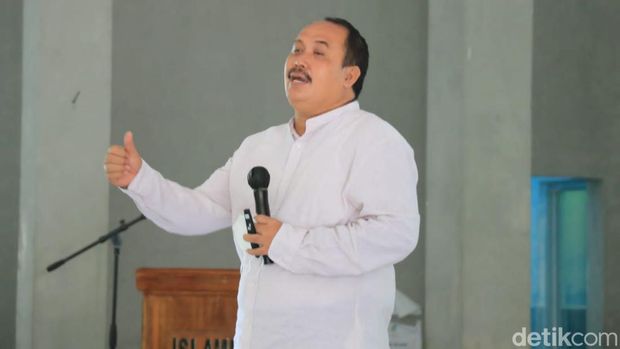 Bupati Pangandaran Jeje Wiradinata