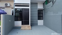 Lalu rumah di Jagakarsa yang dibanderol Rp 450 juta. Luas tanahnya 40 meter dan luas bangunan 36 meter persegi.