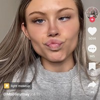 Banyak orang menoleh dan melihat ke mana arah mataku karena mereka bingung saat aku bicara dengan mereka atau orang di sebelah mereka, itu bisa jadi sulit. Itu adalah satu-satunya alasanku menyesal tidak pakai kacamata, lanjutnya.Foto: Dok. Tiktok