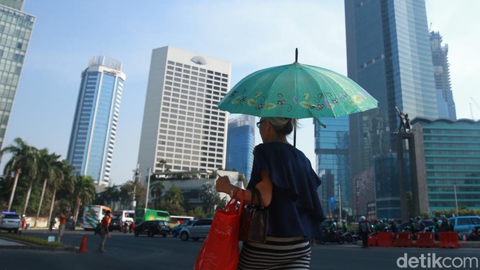 Gelombang Panas Bukan Penyebab Terik di Indonesia, Ini Kata BMKG
