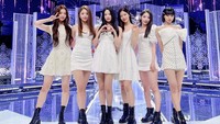 Khususnya saat tampil di Inkigayo akhir pekan lalu. Foto: (dok. Twitter/@le_sserafim)
