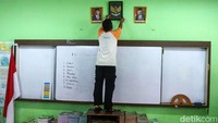 Kebijakan dari Dinas Pendidikan di tiap wilayah baik Provinsi DKI Jakarta, Banten, dan Jawa Barat menetapkan libur sekolah diperpanjang bagi seluruh jenjang SD hingga SMA atau SMK. 