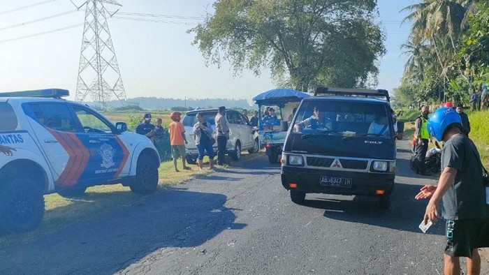 Lokasi kecelakaan yang menewaskan pemotor di Galur, Kulon Progo, Senin (9/5/2022).