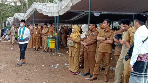 ASN Lombok Tengah hadiri launching Sirkuit Internasional Motor Cross 459 Lantan, Senin (9/5/2022).