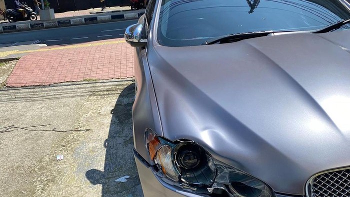 Mobil Jaguar dr Tirta (dok. Instagram dr Tirta) Mobil Jaguar dr Tirta (dok. Instagram dr Tirta)