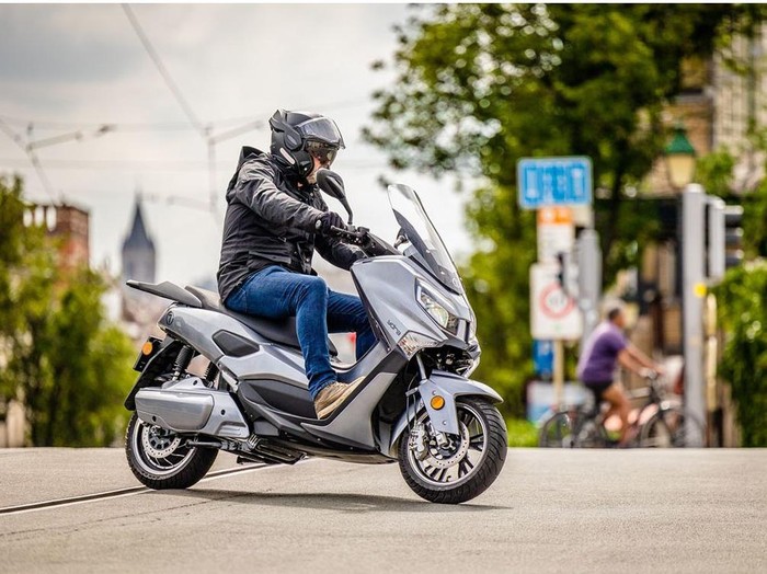 Motor listrik Jupiter S