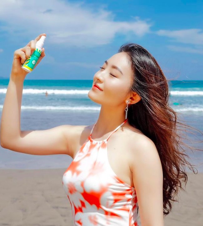 Ga bisa, ga bisa, ini terlalu Korean Vibes,” komentar lainnya dalam foto Wilona di pinggir pantai. Foto: dok. Instagram