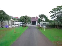 8 Potret Rumah Roy Marten, Ala Pedesaan di Atas Lahan 5.000 Meter Persegi