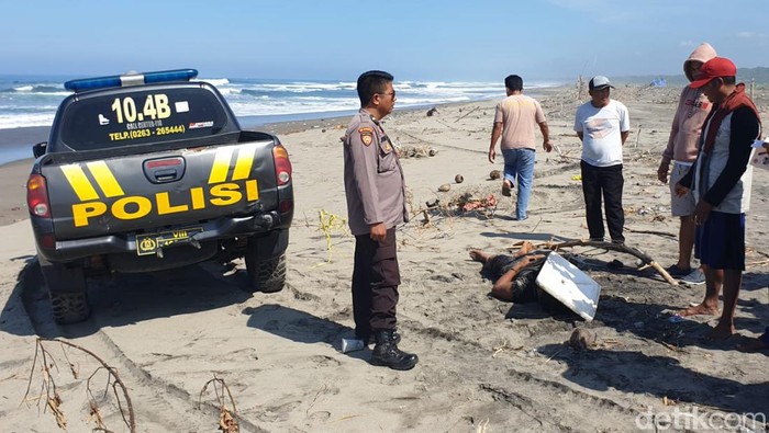 Seorang nelayan asal Bekasi tewas tenggelam di laut selatan Kecamatan Sindangbarang Kabupaten Cianjur, Senin (9/5).