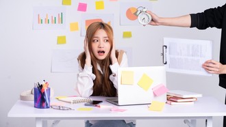 Dear Gen Z Jangan Lupa Bahagia, Stres Kronis Dapat Picu Serangan Jantung