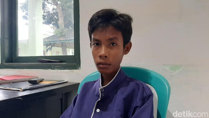 Topan, bocah asal Flores Timur telantar di Kendari.