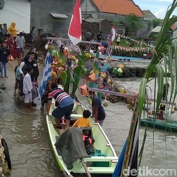 Tradisi Lebaran Ketupat di Kamal, pesisir Bangkalan