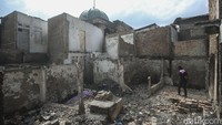 Menurut Anies, revitalisasi Pasar Gembrong akan mengedepankan bangunan yang sesuai dengan kontur kawasan, memenuhi ketersediaan peralatan pemadam api ringan, ramah lingkungan dan sesuai dengan kebutuhan warga.