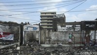 Saat pedagang menempati kawasan yang sudah diperbaiki, diharapkan memiliki gaya hidup dan kebiasaan baru, khususnya untuk mencegah terulangnya kasus kebakaran.