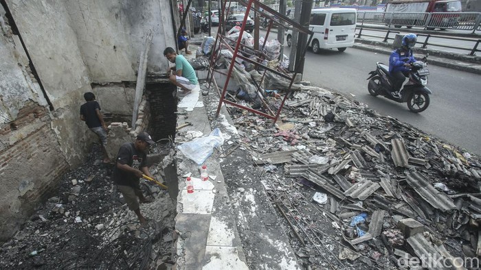 Usai kebakaran akhir Maret lalu, kawasan Pasar Gembrong bakal direvitalisasi dan akan mengedepankan konsep lingkungan yang sehat dan asri.