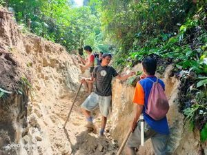Warga Lutra Ramai-ramai Mau Pindah ke Poso, Kesal Pemkab Tak Urus Jalanan