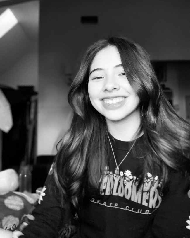 Xochitl menyadari perannya yang bisa dibilang berat untuk seorang remaja. Meski begitu, ia tidak ingin terlalu terbebani.Foto: Instagram @_xochitl.gomez