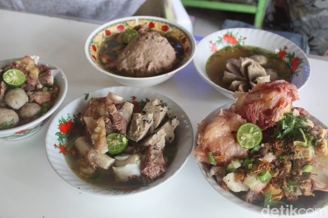 5 Bakso Isian Ekstrem, Kepala Kambing hingga Kuping Sapi