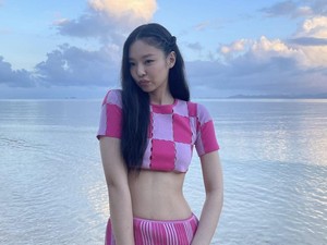 Asal - Usul Underboob, Gaya Ekspos Payudara yang Tren di Artis Korea