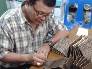 Ribuan Naskah Batak Berbentuk Laklak Tersimpan di Luar Negeri