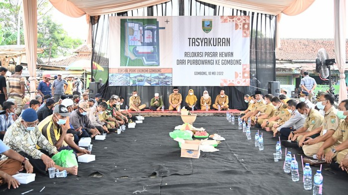 Bupati Kebumen Resmikan Pasar Hewan Gombong