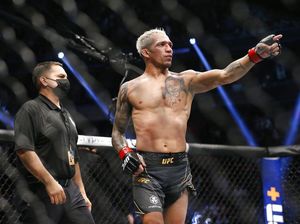 Sindiran Telak Charles Oliveira ke Islam Makhachev