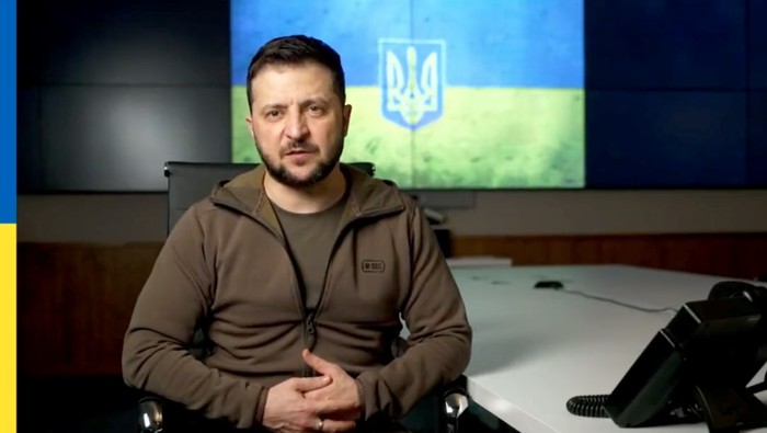 Jaket Presiden Ukraina yang dilelang.