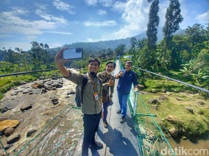 Jembatan Gantung Simpay Asih Destinasi Baru di Kabupaten Bandung