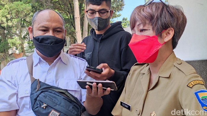 Kadisbudpar Bandung Kenny Dewi Kaniasari
