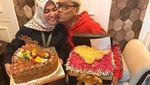 Kulineran Seru Uya Kuya Saat di Amerika Bareng Keluarga Besarnya