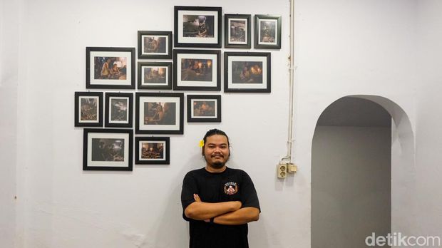 Kuru/DJ Budha Belly - Owner Big Belly Steak Tim detikHot tengah berbincang dengan Kuru/DJ Budha Belly yang merupakan pemilik Big Belly Steak di Yogyakarta.