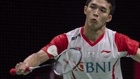 Indonesia unggul 2-1 atas Thailand usai Jonatan Christie mengalahkan tunggal putra Thailand Kantaphon Wangcharoen dengan skor 22-20 dan 21-16.  