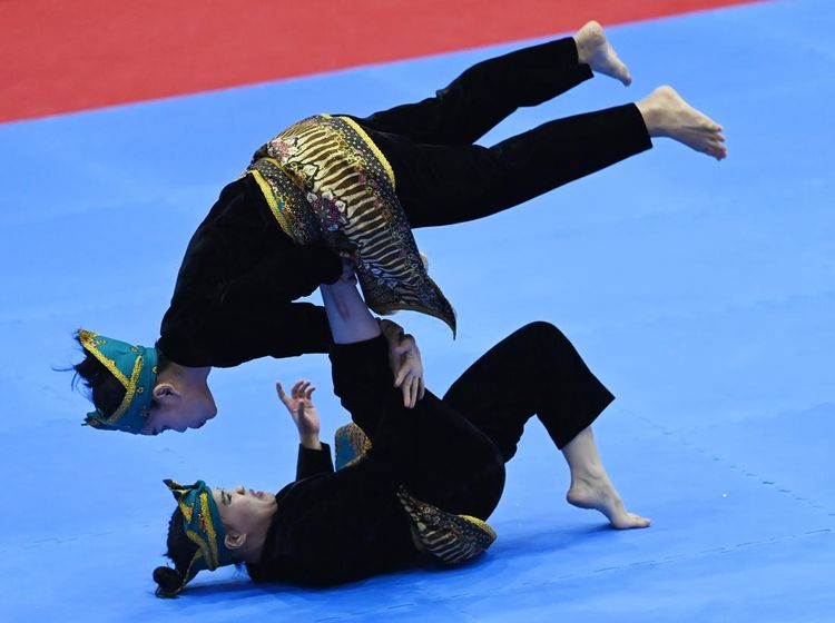 Melihat Aksi Riska-Ririn Kalahkan Pesilat Filipina