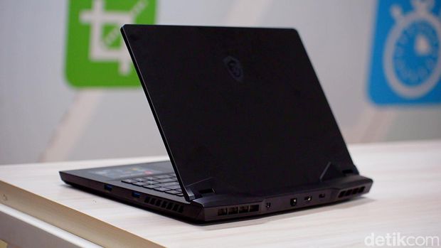 MSI Vector GP66 12UGS