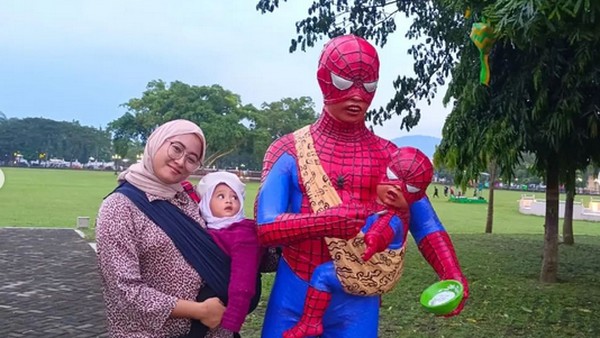 Superhero yang Melokal di Purworejo, Ada yang Main Layangan