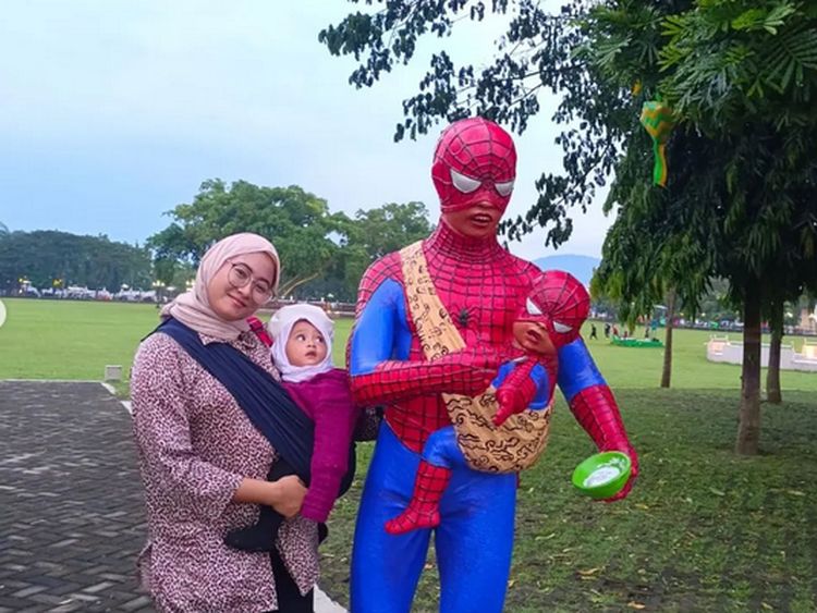Superhero yang Melokal di Purworejo, Ada yang Main Layangan