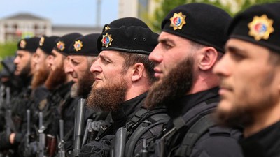 Parade Militer Chechnya Ikut Rayakan Hari Kemenangan Rusia