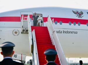 Jokowi Naik Pesawat Carter dan Bukan Pesawat Kepresidenan, Ini Kata Garuda