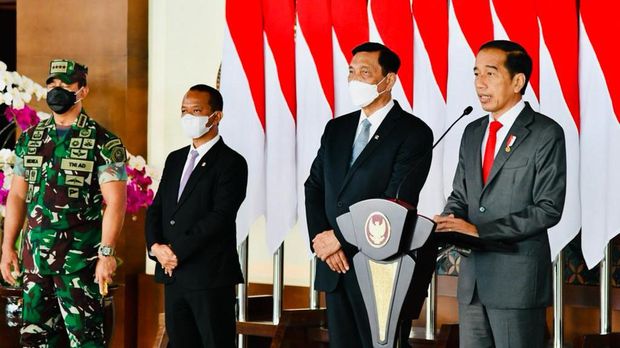 Presiden Joko Widodo beserta Ibu Iriana Joko Widodo bertolak menuju Washington DC, Amerika Serikat (AS), pada Selasa pagi, 10 Mei 2022. (BPMI Setpres)