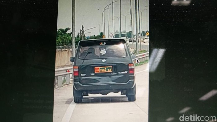 Puspomad tengah mendalami insiden serempetan mobil dinas TNI AD dengan mobil sipil di Tol Jatikarya Bekasi. (dok Istimewa)