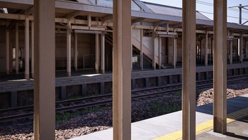 Tetapi kenyataannya, ini merupakan dunia yang diciptakan oleh seorang developer game solo. Foto: (Artstation: Lorenzo Drago).