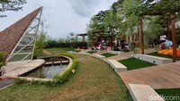 Nah, untuk tempat santainya, kamu bisa pilih mau indoor atau outdoor.