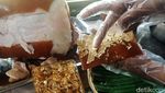 Wow! Kulit Babi Guling Ini Dilapisi Lembaran Emas