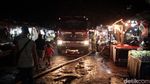 100 Lapak Hangus Akibat Kebakaran Pasar Ciputat
