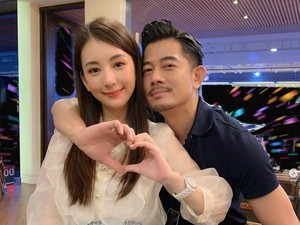 Gunakan Pakaian Renang Sedikit Terbuka, Istri Aaron Kwok Diamuk Netizen