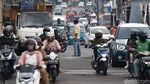 Hiruk-pikuk Lintasan KA Dewi Sartika Depok yang Lagi Dibikin Underpass